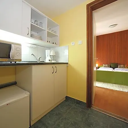 Melis Hotel 3*